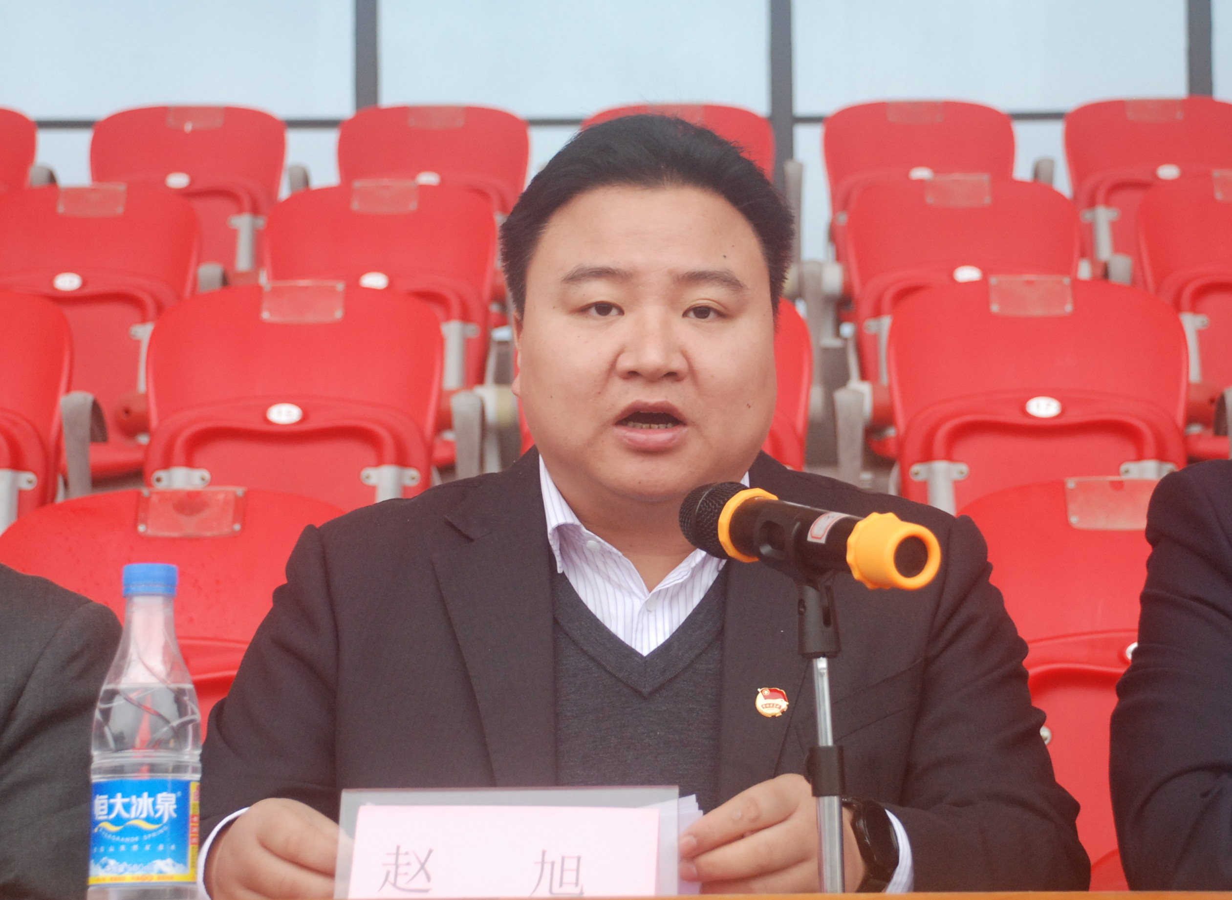 团市委在东山中学隆重举行成人礼活动